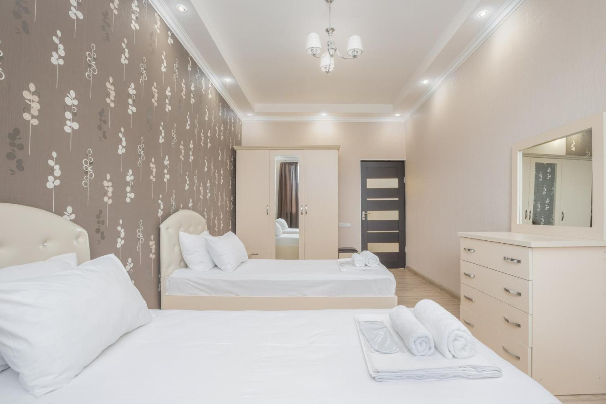 2 Bedrooms 2 Bathrooms Large And Lux Apartment Best Location 예레반 외부 사진